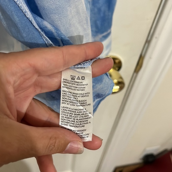 Lord & Taylor 100% Cotton Button Down Blouse‎ - Picture 3 of 5